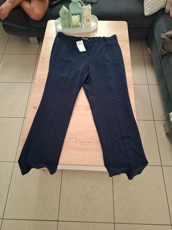 Pa talon homme Domigueli taille 54 neuf avec étiquette