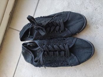 Chaussure en toile
