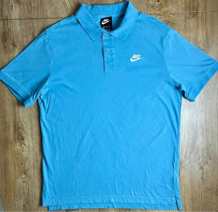 Polo/chemise/t.shirt bleu Nike (brodé) pour homme, taille M - photo numéro 2