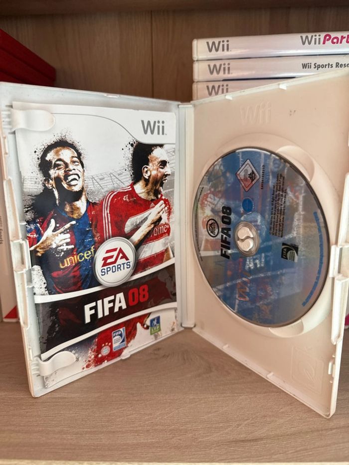 FIFA 08 jeu Wii football - photo numéro 2