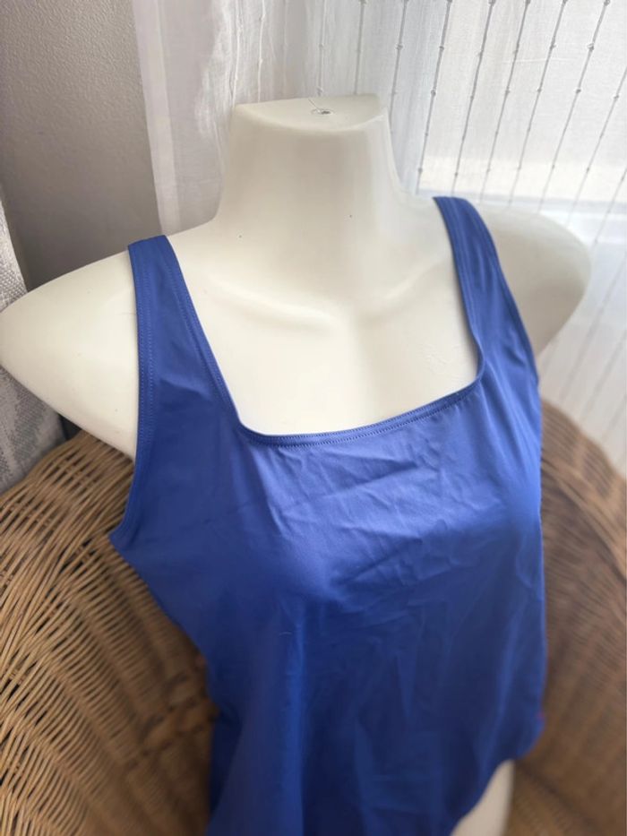 Maillot de bain 1 pièce Nabaiji - bleu - taille 38/40 - en très bon état - photo numéro 3