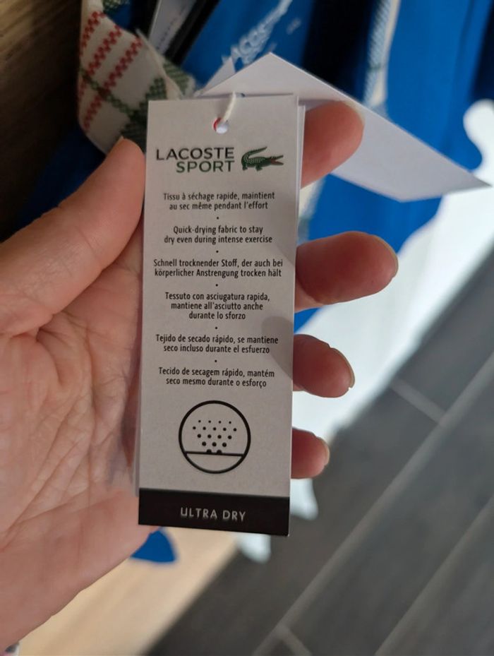 Polo Lacoste. Neuf. XS - photo numéro 9