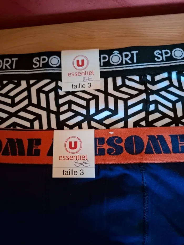2 boxers taille 3 - photo numéro 2
