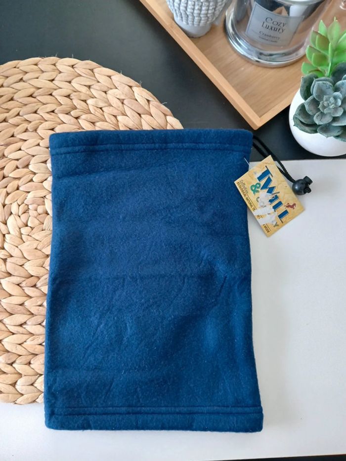 Tour de cou polaire Neuf Taille 2/3 ans🌿🌈 - photo numéro 3