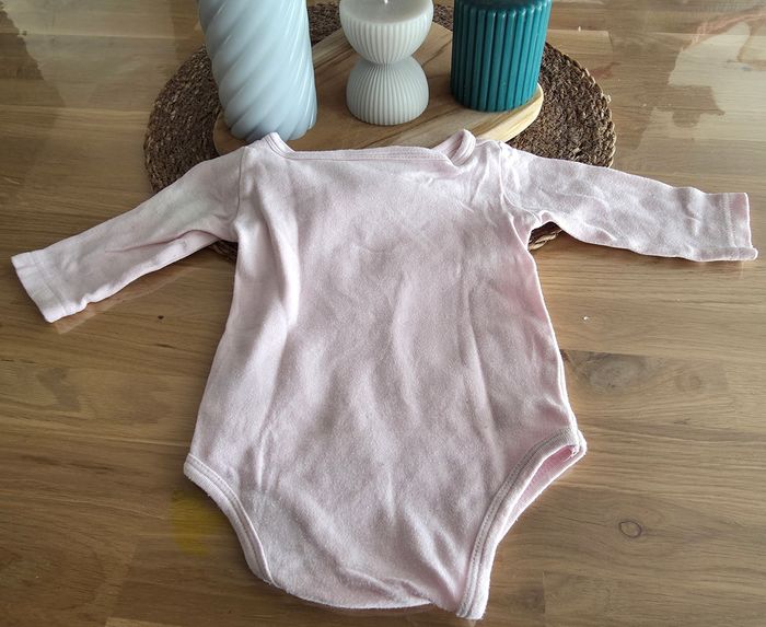 Bodie hello kitty 6 mois - photo numéro 2