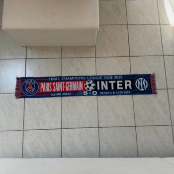 Écharpe PSG