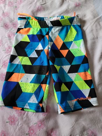 caleçon de bain nabaiji  8ans  (4e)