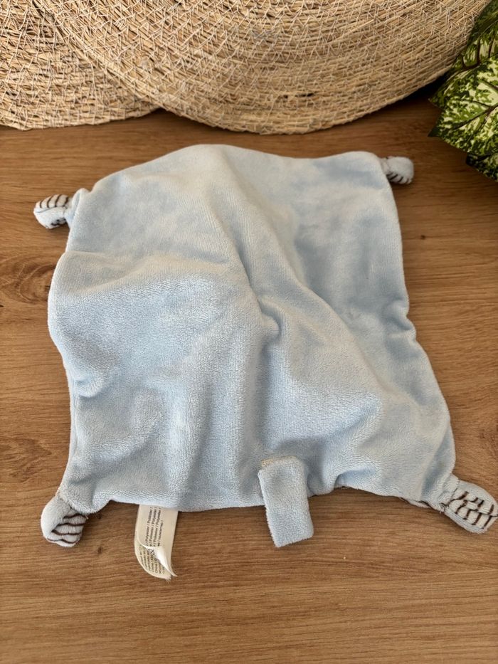 Doudou plat lapin bleu abc attache sucette nicotoy - photo numéro 3