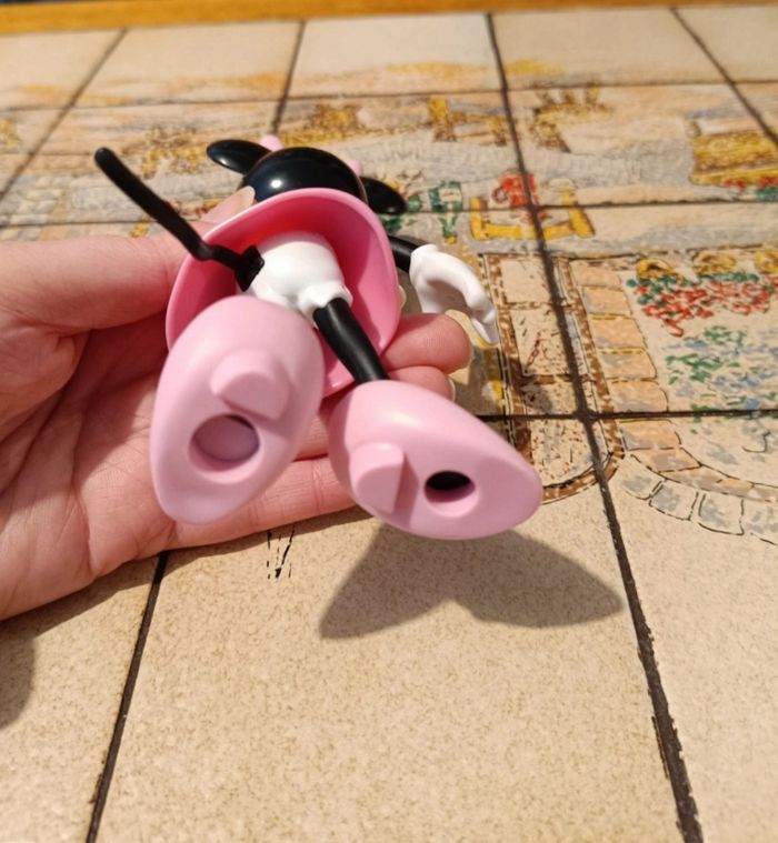 Figurine Minnie Mouse (Rose à Pois)  Disney - photo numéro 5