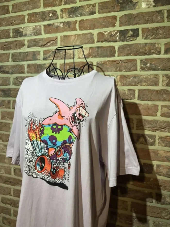 T-shirt mauve clair Lila Patrick Bob L’éponge H&M Taille L / 40 - photo numéro 5