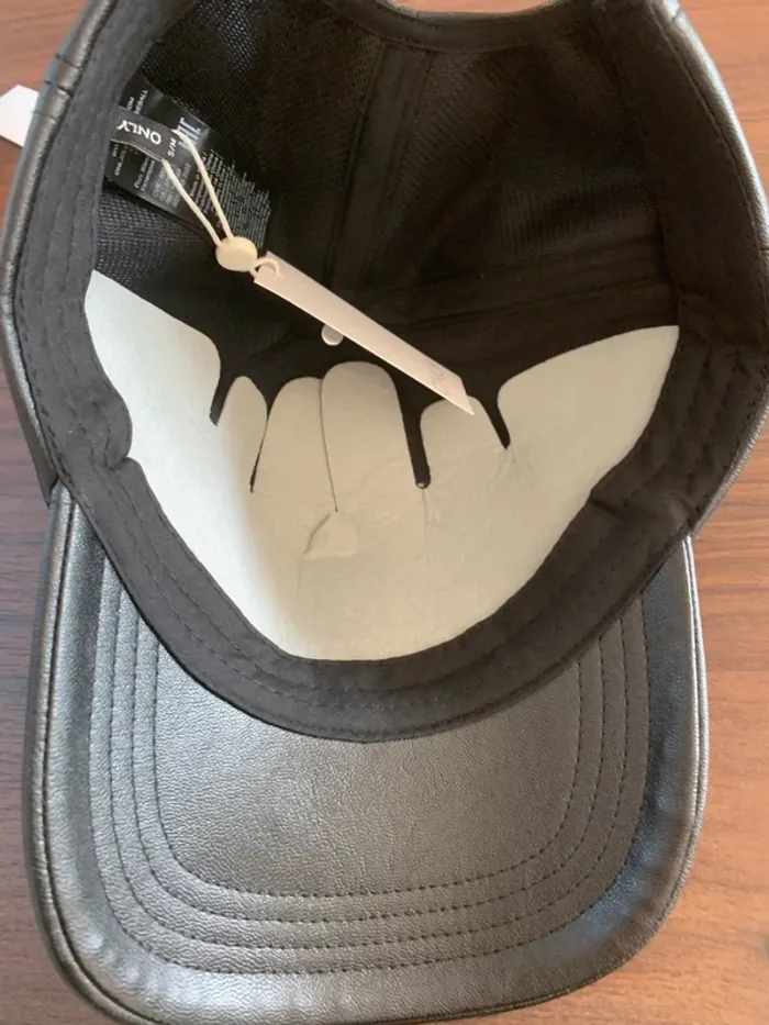 Only casquette T S/M neuve - photo numéro 2