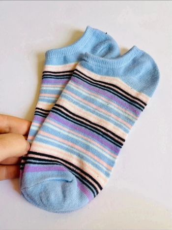 Sublime paires chaussettes neuve soquète bleu ciel rayures