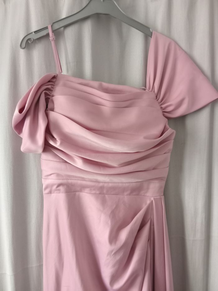 Robe de cérémonie