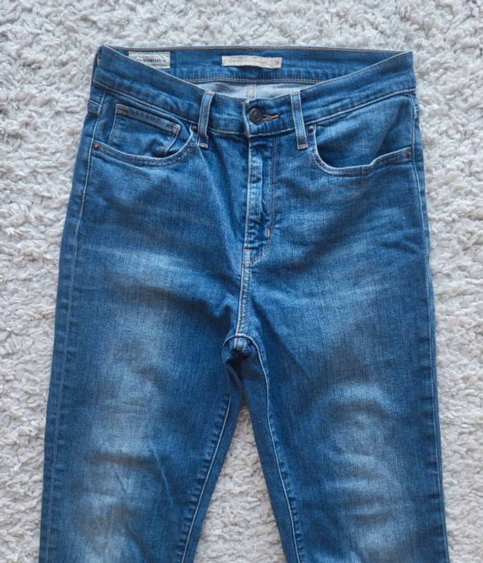 Jean Levi's Premium 724 High Rise Taille haute T.35 - photo numéro 2