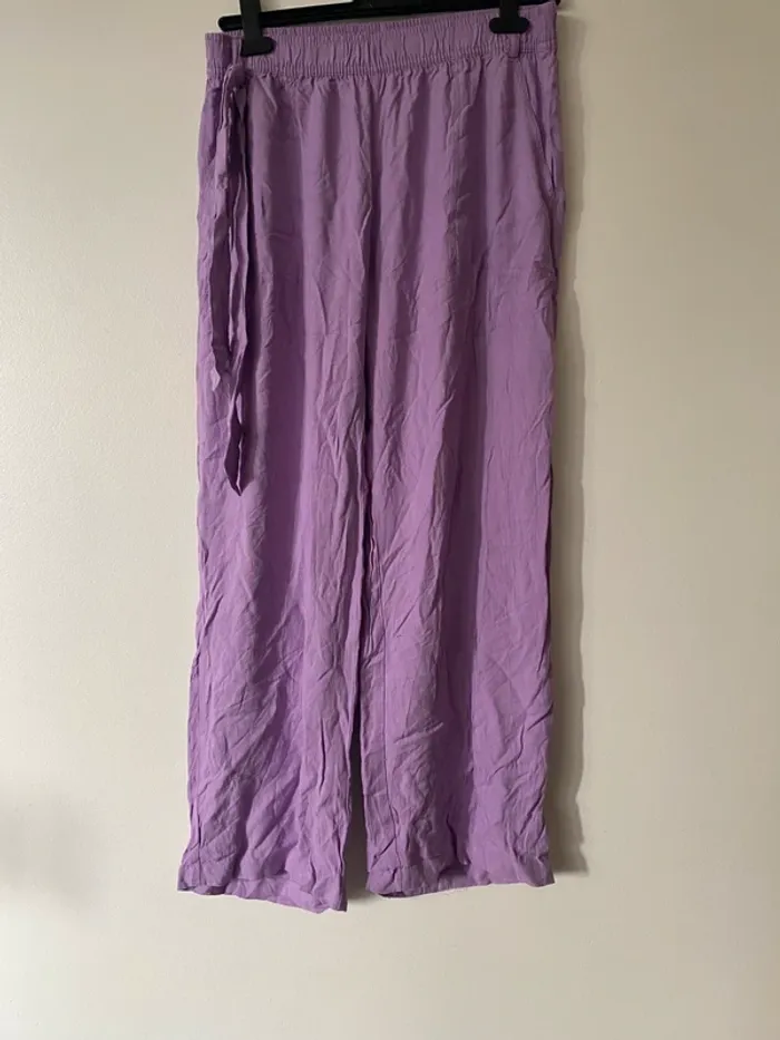 Pantalon d’été lilas taille M