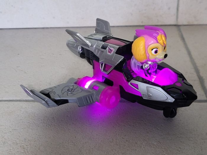 Véhicule stella mighty movie - photo numéro 2