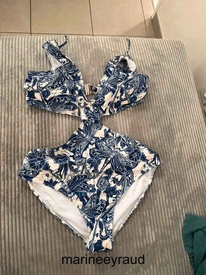 Maillot de bain - photo numéro 2