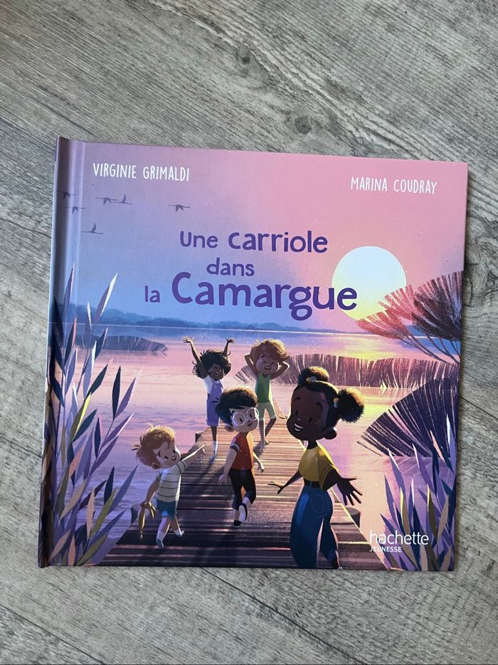 Une carriole dans la Camargue