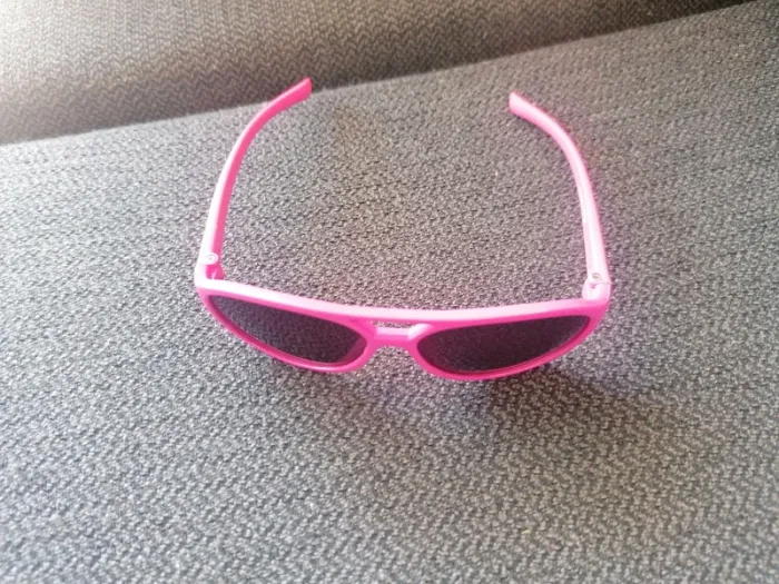 Lunette de soleil enfant rose - photo numéro 2