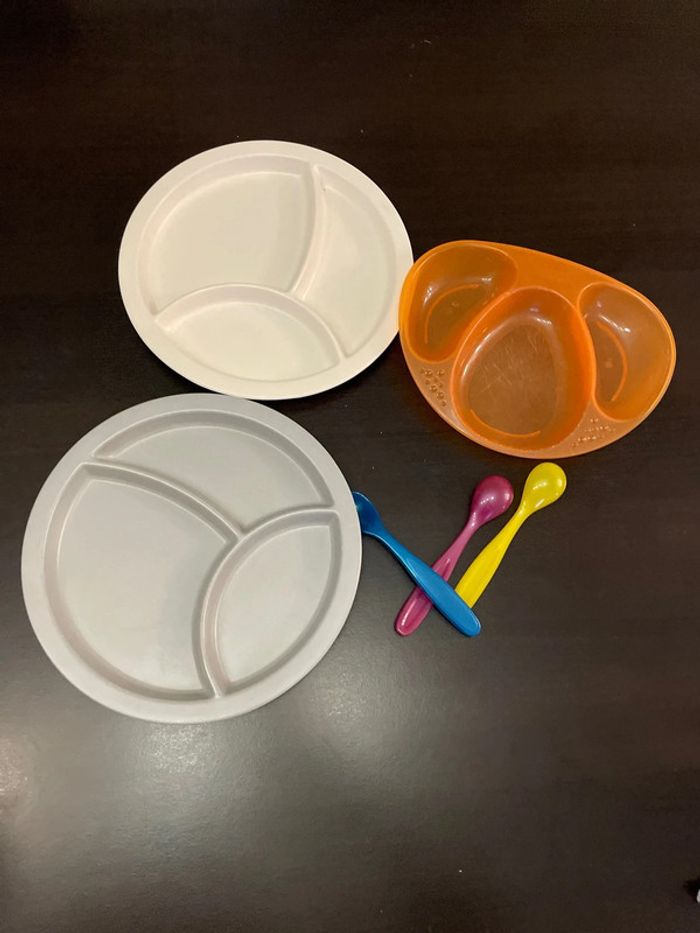 Lot assiette et cuillère