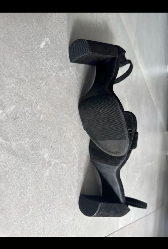 Talon noir - photo numéro 3