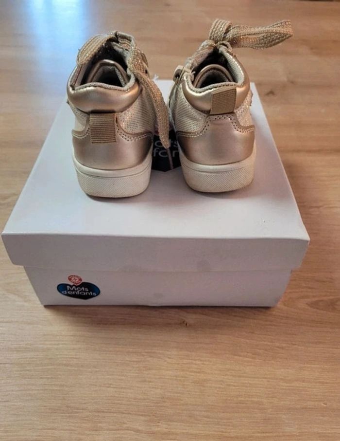 Baskets montantes fille taille 21 - photo numéro 6