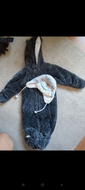 Combinaison molletonnée avec Bonnet