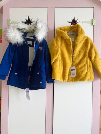 Lot de 2 manteaux Tiffosi 4-5 ans