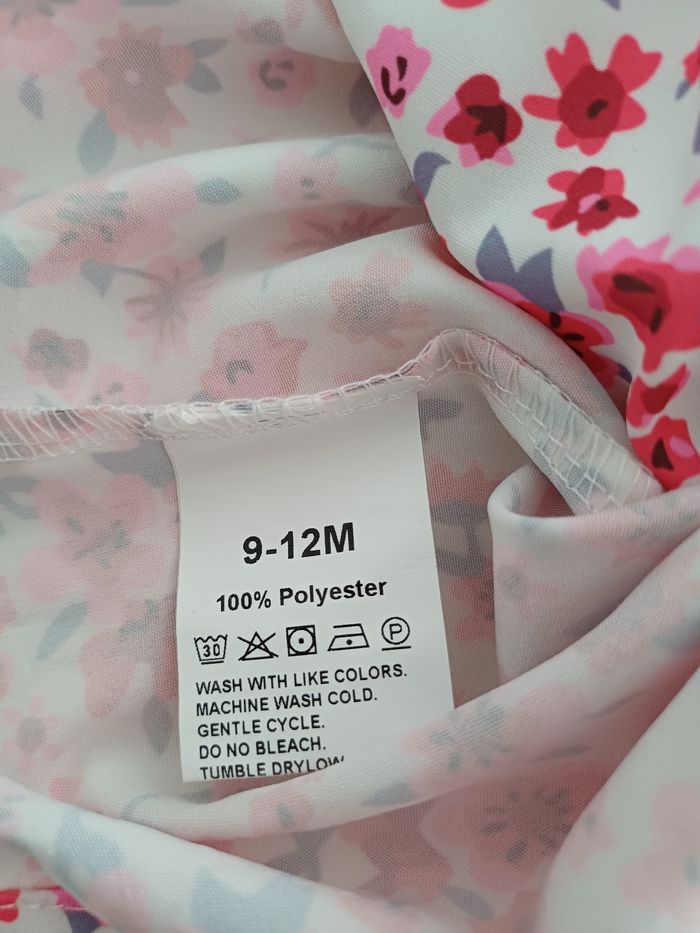 Robe neuve taille 9/12 mois - photo numéro 8