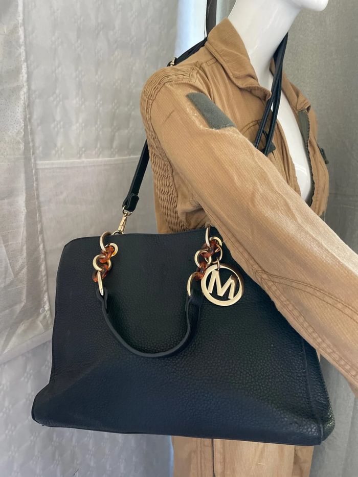 Sac noir - Bon état - photo numéro 2