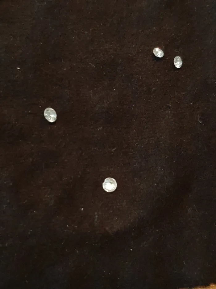 Plusieurs diamants, 2 saphirs et une émeraude - photo numéro 13