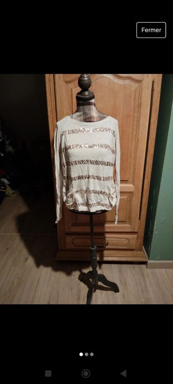Joli petit pull fin next taille 38 beige sequins angora laine