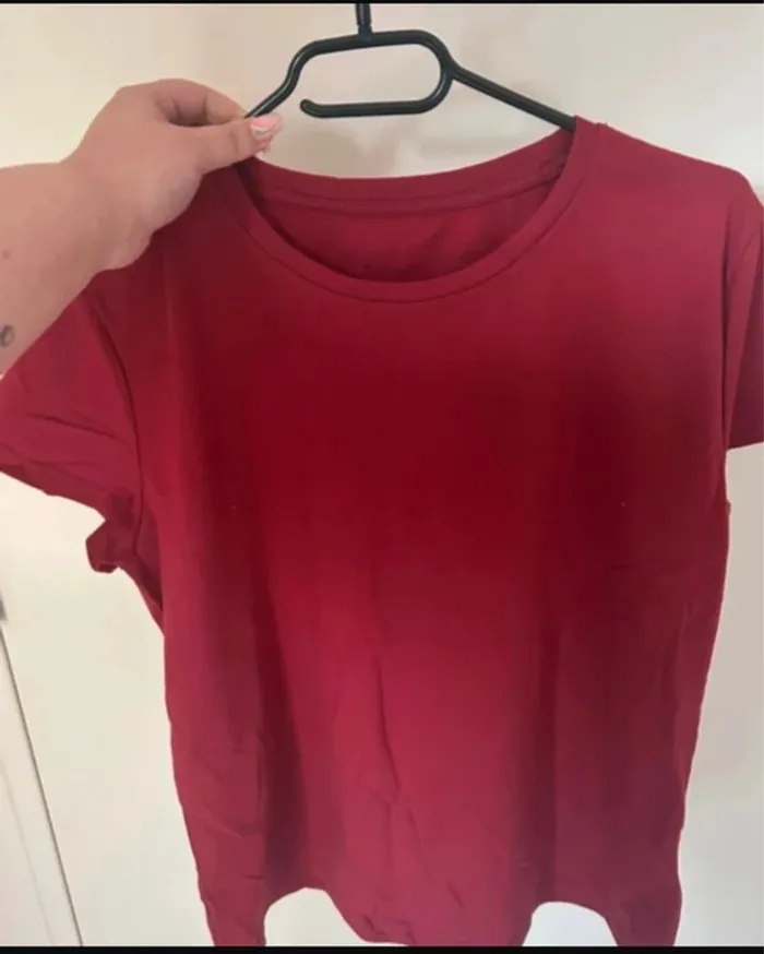 Lot de deux t shirt basique taille XL / 42 neuf - photo numéro 3