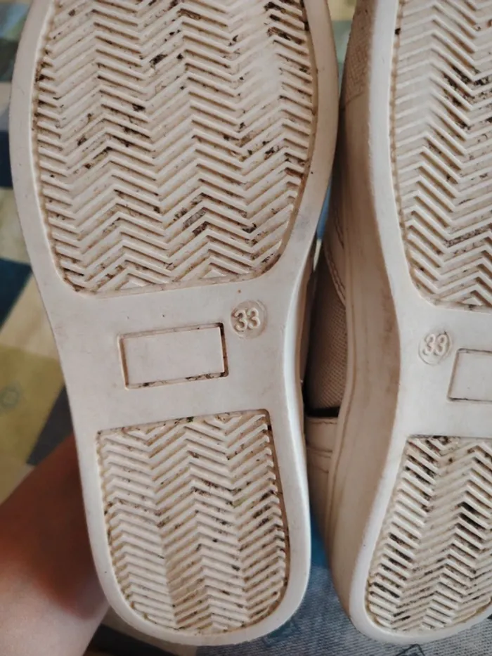 Baskets blanches pointure 33 - photo numéro 11