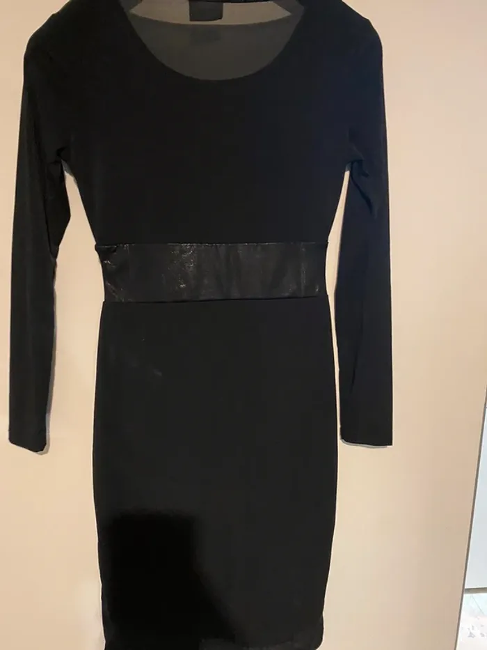 Robe noir taille unique - photo numéro 3