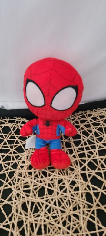 Disney Store Petite Peluche Spider-Man