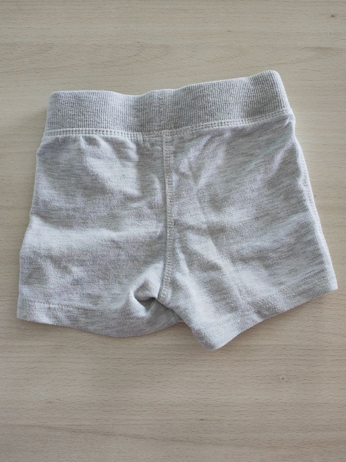 Short gris 12/18mois - photo numéro 2