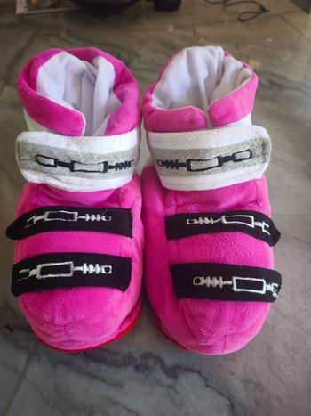 Chaussons type chaussures de ski / boots ski molletonnés