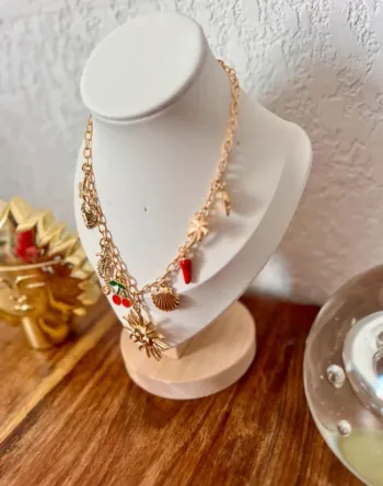 Collier à breloques soleil