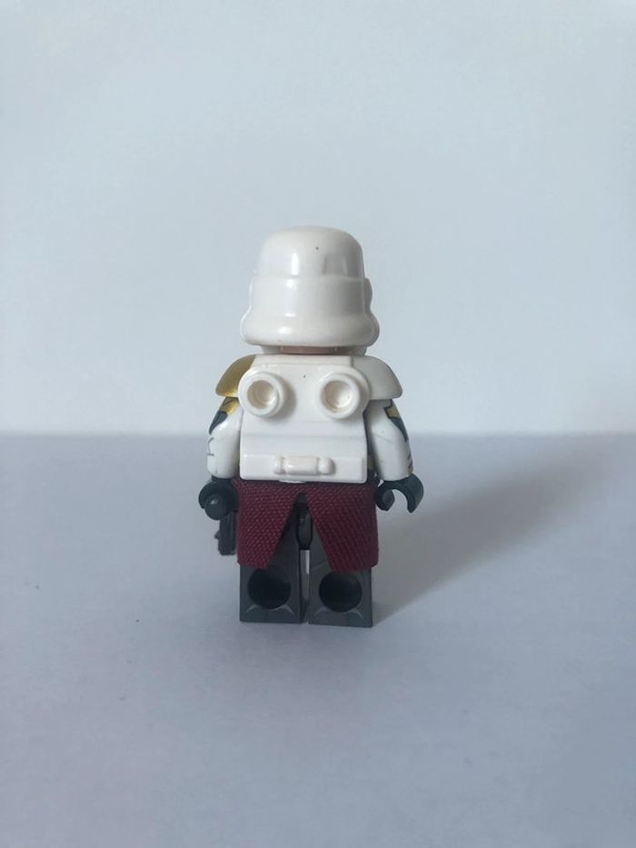Figurine type lego Captain Enock. Star Wars - photo numéro 3