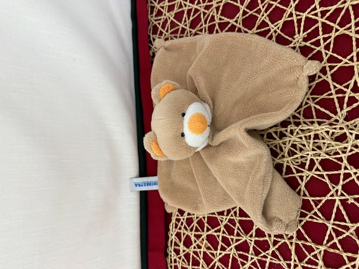 Doudou plat carré ours beige nez jaune ORCHESTRA - photo numéro 3