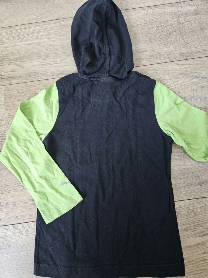 T.shirt manches longues à capuche noir et vert Puma 6 ans - photo numéro 6