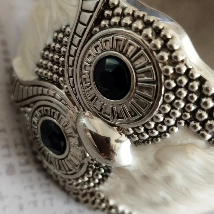 Superbe bracelet chouette acier et résine - photo numéro 4