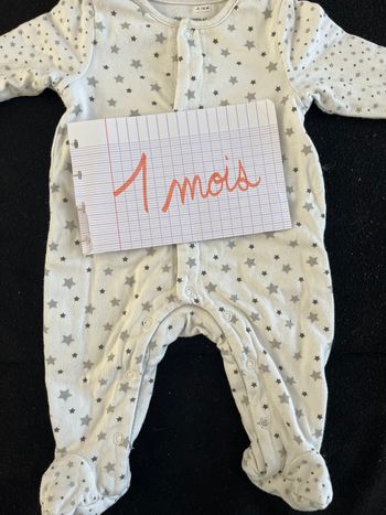 Pyjama 1 mois