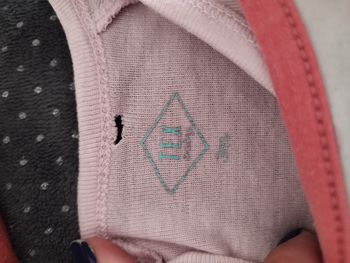 Lot de 5 bodies roses et blancs t3