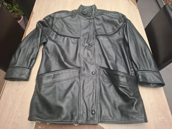 Manteau en cuir véritable