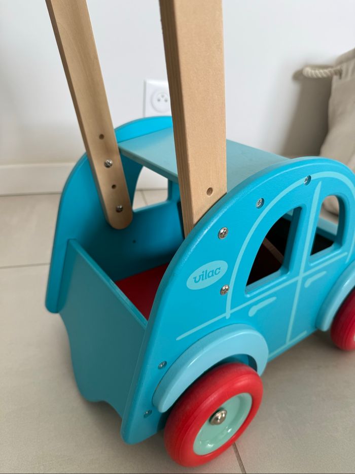 Chariot de marche 2 CV Citroën de la marque française Vilac - photo numéro 6