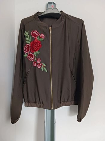 Veste légère motif fleurs