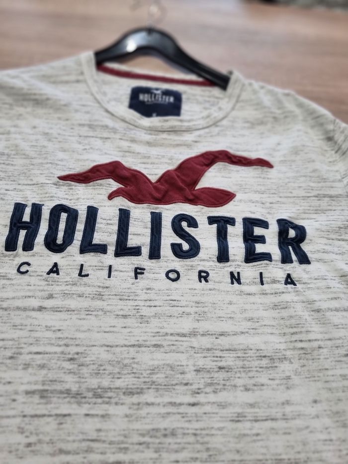 T-shirt hollister Taille M - photo numéro 2