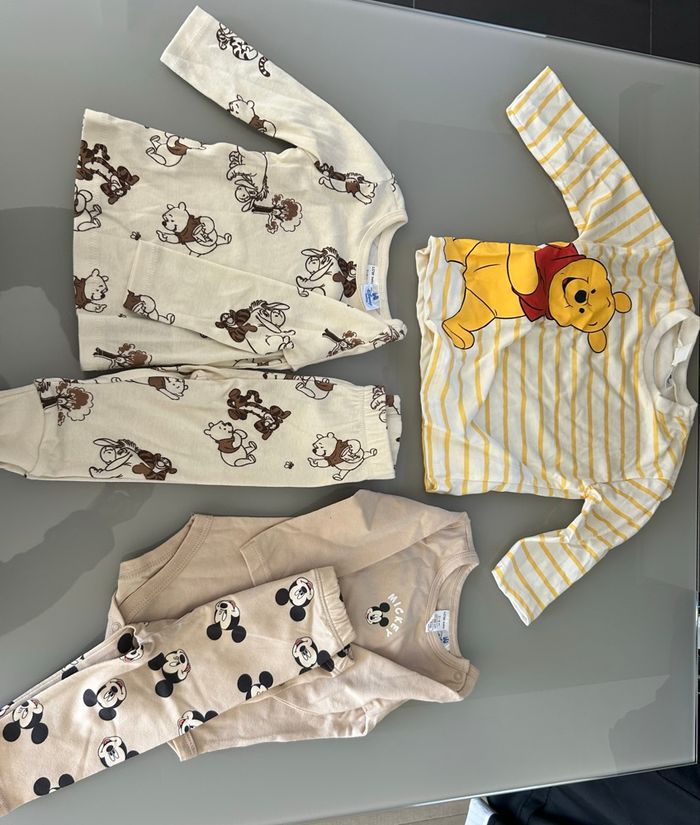 Lot de vêtements Disney